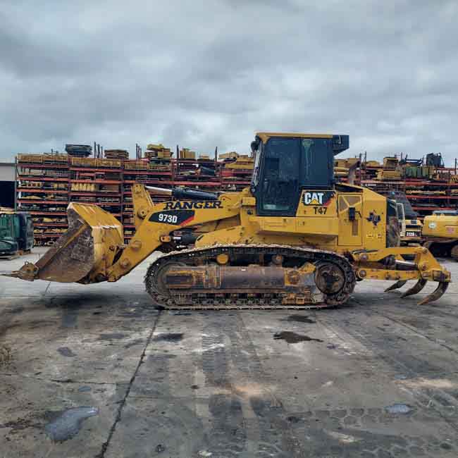 973D Track Loader : Portland Tractor Inc. (PTI)